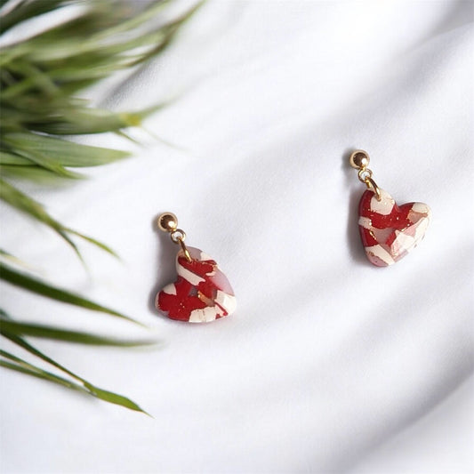 Boucles Mini Cœurs Marbrés Rouges