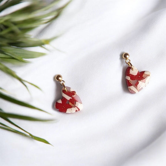 Boucles Mini Cœurs Marbrés Rouges
